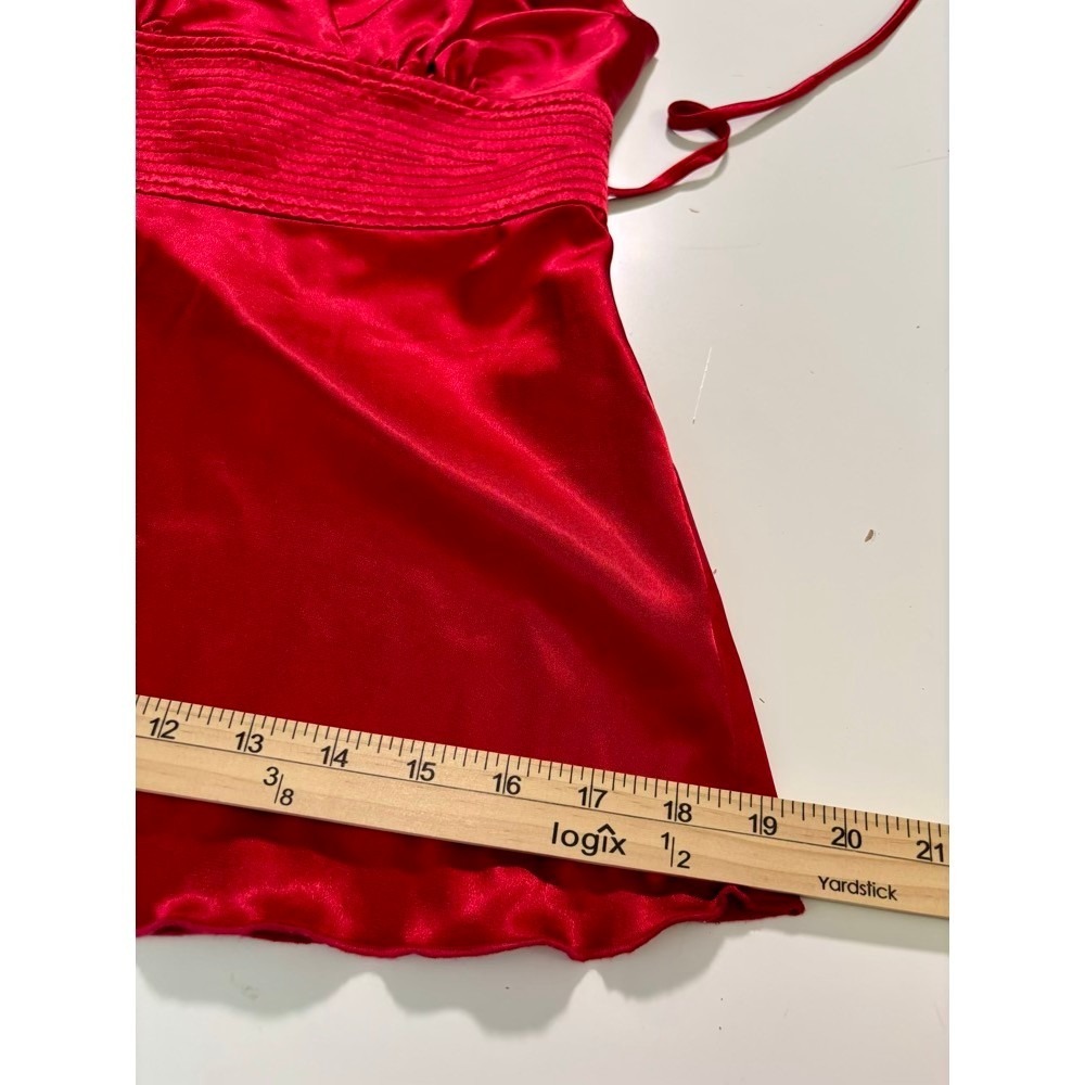 Halter Top Womens Medium Red Satin Tie Y2K Dark Romance‎ Coquette Clubwear Bold - Picture 4 of 13